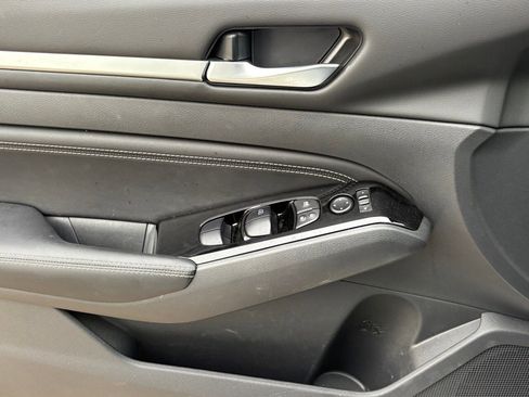 Certified 2023 Nissan Altima 2.5 SV w/ SV Premium Package image 26