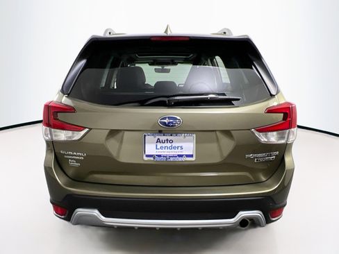 Used 2022 Subaru Forester Touring image 6