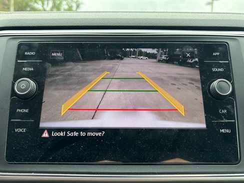 Used 2018 Volkswagen Atlas SE image 24