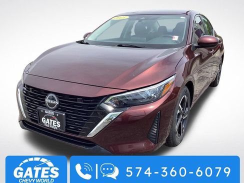 Used 2025 Nissan Sentra SV FWD image 5