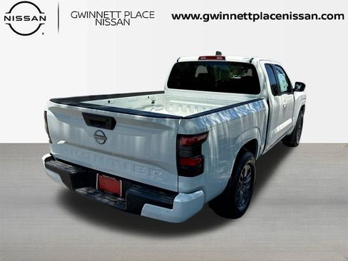 New 2025 Nissan Frontier SV image 5