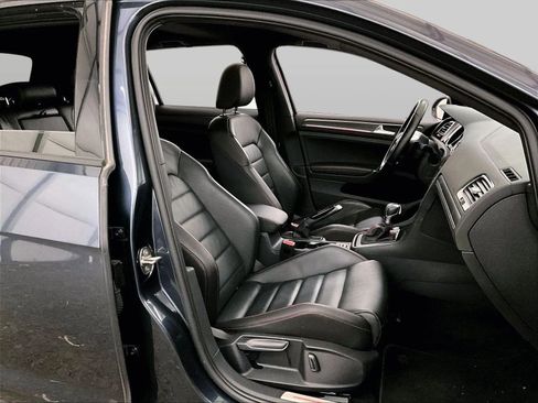 Used 2019 Volkswagen GTI S image 7