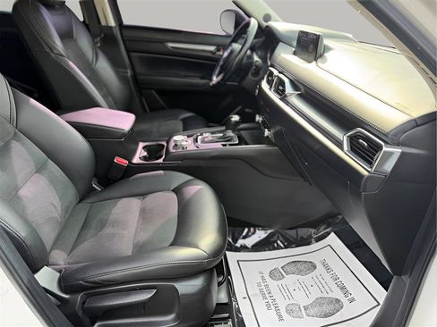 Used 2019 MAZDA CX-5 Touring image 17