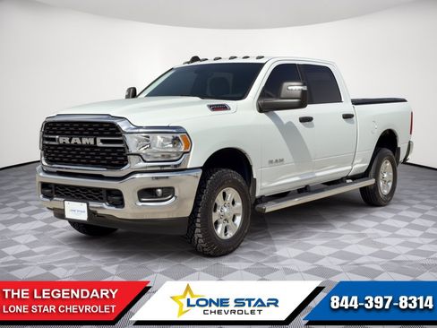 Used 2024 RAM 2500 Big Horn AWD/4WD image 1