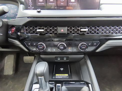 Certified 2024 Honda Accord Touring image 22