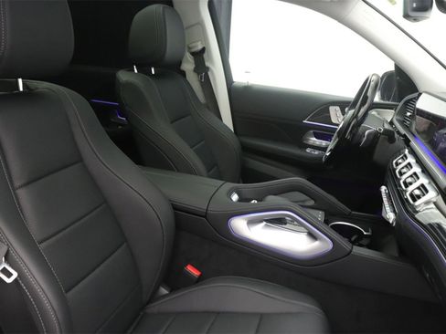 New 2026 Mercedes-Benz GLS 450 GLS 450 image 9