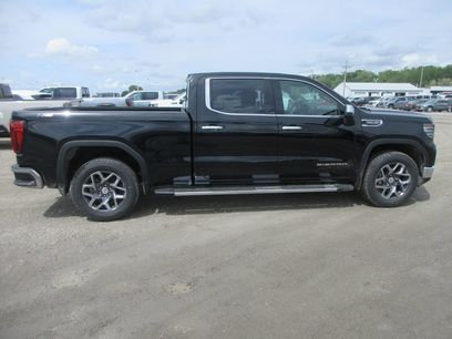 New 2026 GMC Sierra 1500 SLT w/ SLT Premium Plus Package