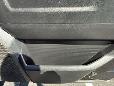 Used 2014 RAM 2500 Tradesman w/ Chrome Appearance Group AWD/4WD image 54