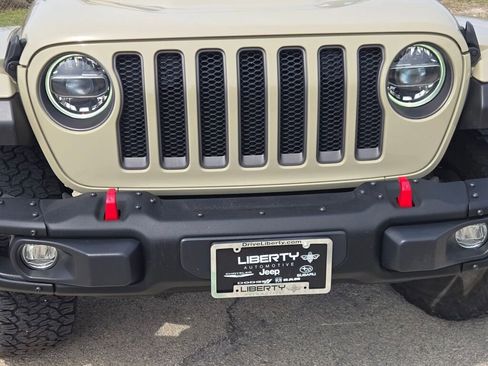 Used 2022 Jeep Wrangler Unlimited Rubicon w/ Steel Bumper Group image 5