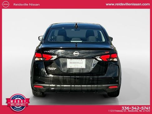 Used 2024 Nissan Versa SR w/ Trunk Package image 5