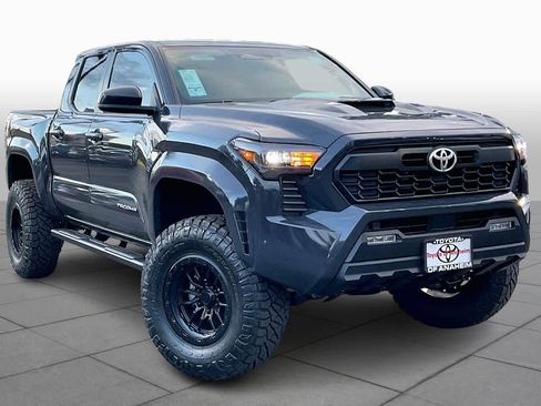 New 2025 Toyota Tacoma TRD Sport image 2