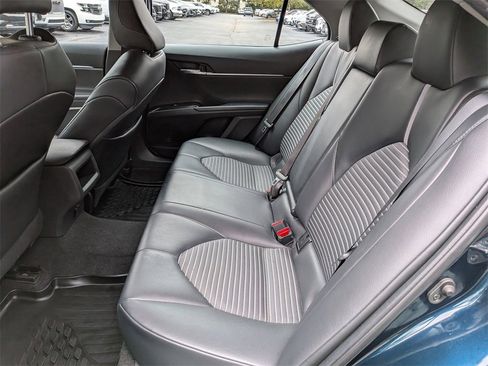 Used 2020 Toyota Camry SE image 13