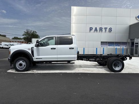 New 2026 Ford F550 2WD Crew Cab image 6