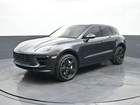 Certified 2021 Porsche Macan Turbo AWD/4WD image 1
