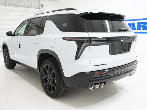 New 2026 Chevrolet Traverse RS image 11