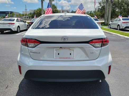 Used 2026 Toyota Corolla LE FWD image 10