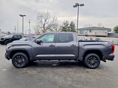 Used 2024 Toyota Tundra SR5 image 10