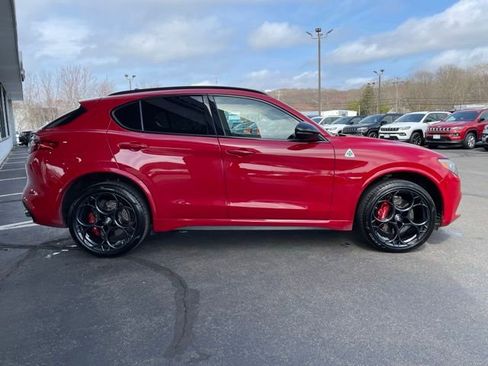 Used 2022 Alfa Romeo Stelvio Quadrifoglio w/ Active Assist Plus Package image 4