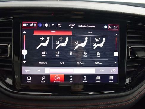 Used 2024 Dodge Durango GT image 23