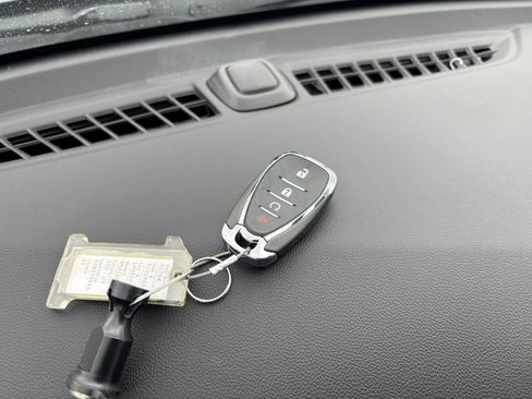 Used 2025 Chevrolet TrailBlazer LT image 21