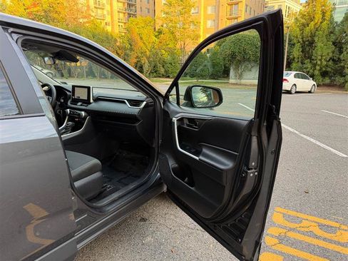 Used 2025 Toyota RAV4 LE FWD image 19