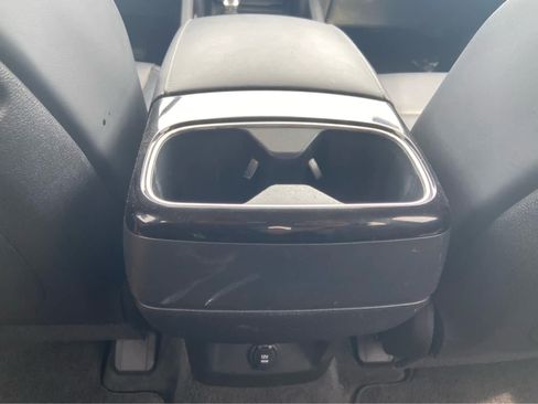 Used 2025 Kia Telluride S FWD image 20