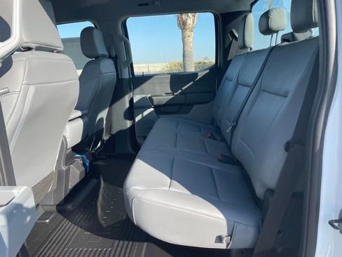 New 2026 Ford F250 XL w/ XL Chrome Package image 20