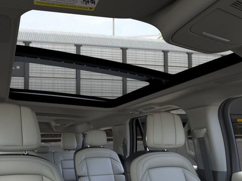 New 2026 Lincoln Navigator L Reserve w/ Jet Appearance Package AWD/4WD image 22