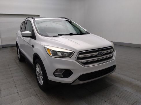 Used 2018 Ford Escape SE image 13