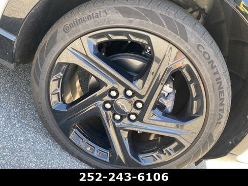 Used 2024 Chevrolet Equinox EV RS FWD image 12