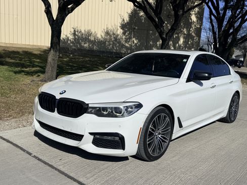 Used 2017 BMW 530i w/ M Sport Package image 2