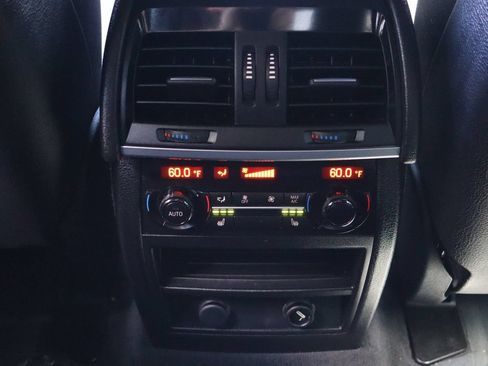Used 2015 BMW X6 xDrive50i AWD/4WD image 25