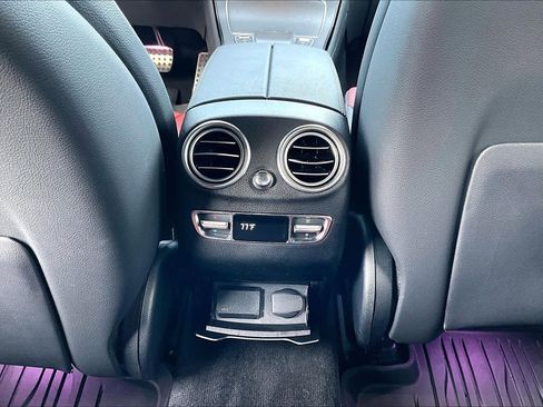 Used 2023 Mercedes-Benz GLC 43 AMG 4MATIC Coupe image 33