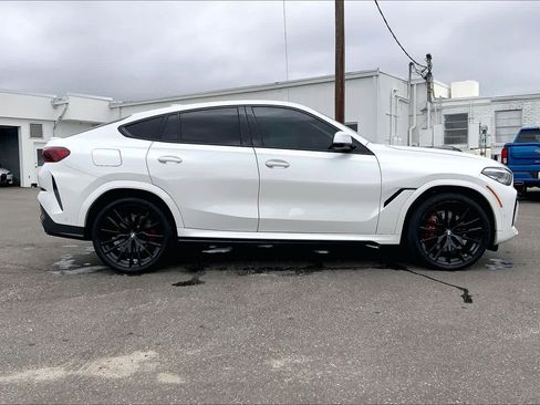 Used 2023 BMW X6 xDrive40i w/ M Sport Package image 33