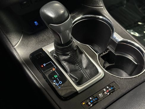 Used 2019 Toyota Highlander Limited image 34