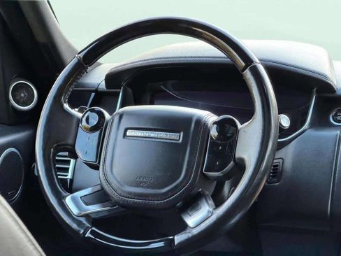 Used 2018 Land Rover Range Rover Long Wheelbase Supercharged image 16