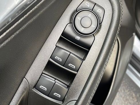 Used 2020 Buick Encore GX Select w/ Sport Touring Package image 17