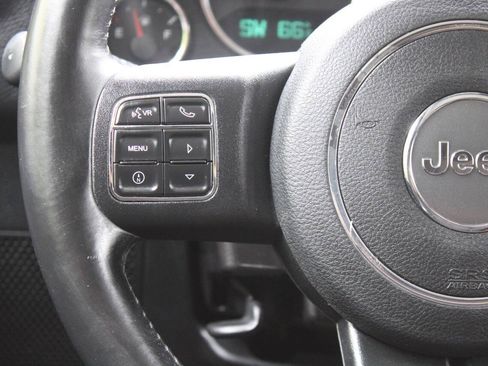 Used 2018 Jeep Wrangler Unlimited Sport S AWD/4WD image 37