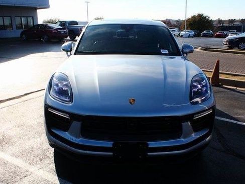 Used 2024 Porsche Macan w/ Premium Plus Package image 6