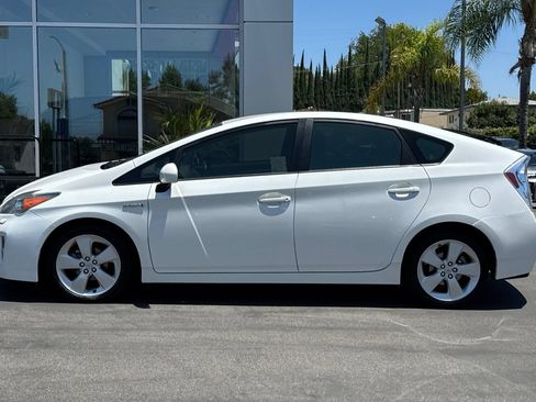 Used 2013 Toyota Prius Five FWD image 8