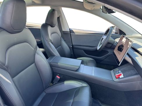 Used 2024 Tesla Model 3 Standard Range RWD image 15