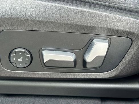 Used 2023 BMW X4 xDrive30i w/ Premium Package image 28