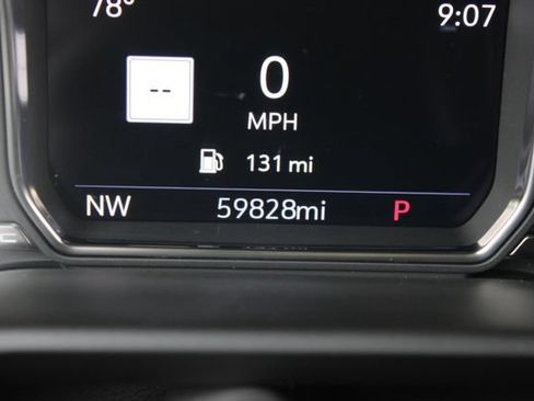 Used 2021 GMC Yukon XL Denali w/ Denali Premium Package AWD/4WD image 18