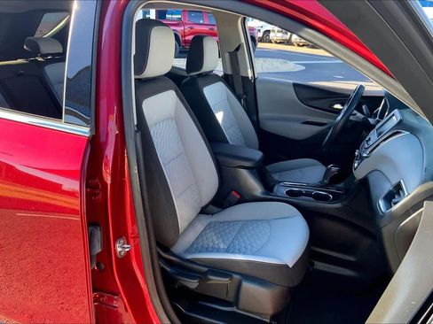 Used 2019 Chevrolet Equinox LT image 8