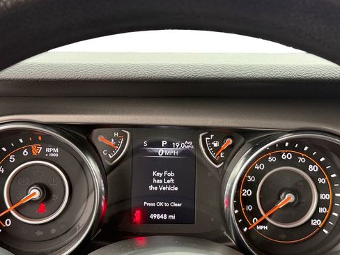Used 2022 Jeep Wrangler Unlimited Sport AWD/4WD image 13
