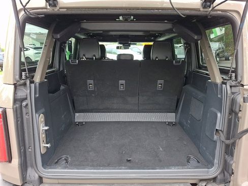 Used 2025 Ford Bronco Outer Banks AWD/4WD image 30