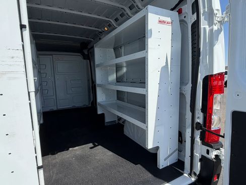 Used 2025 RAM ProMaster 2500 FWD image 15