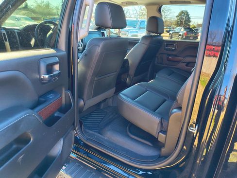 Used 2018 GMC Sierra 1500 SLT image 12