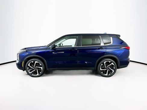 Used 2024 Mitsubishi Outlander SE image 4