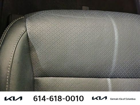 Used 2017 Kia Sorento EX image 27